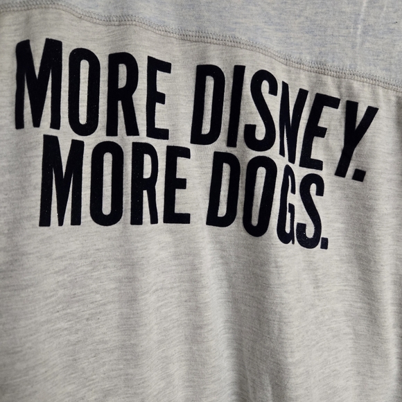 Disney Gray "More Disney, More Dogs" Grapic Tee Lady In The Tramp Large - Picture 3 of 5